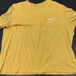 Nike Men's Golden Yellow Short Sleeve Tee
